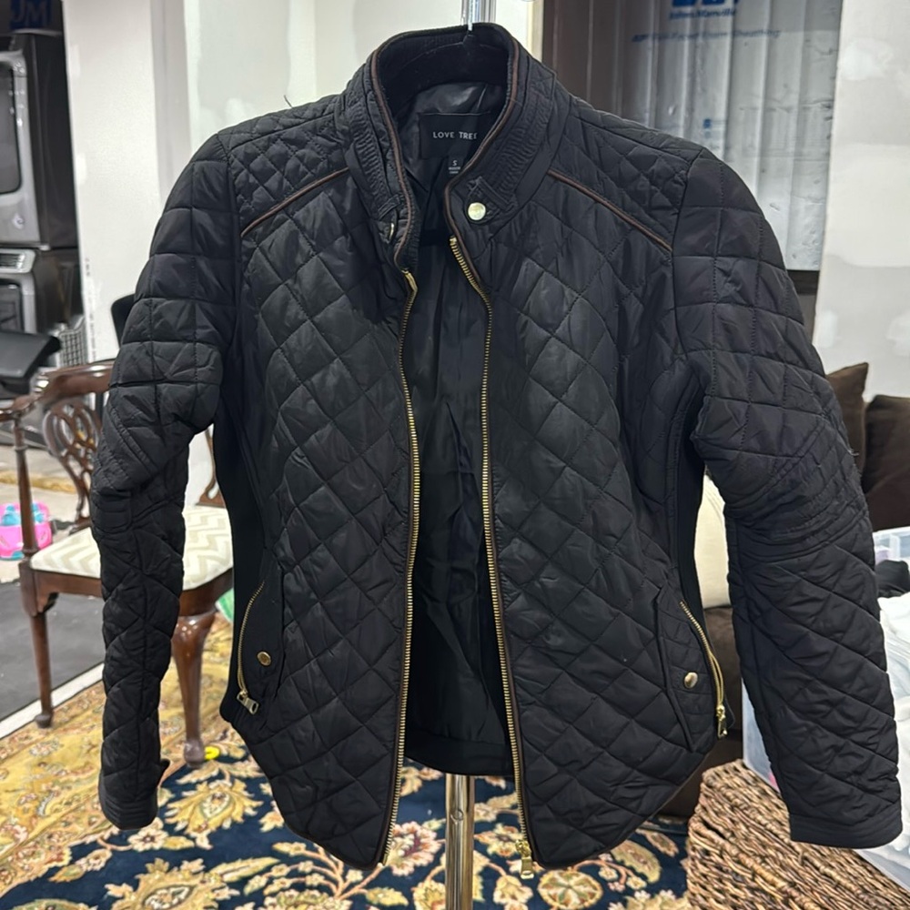 NWOT fitted quilted jacket